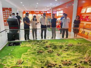 洛陽(yáng)市市委常委、宣傳部長(zhǎng)王飛蒞臨洛陽(yáng)正大調(diào)研